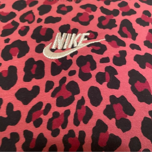 Nike Women's Long Sleeve T-shirt Cheetah Animal Print Pink XS 100% Cotton - Picture 5 of 7